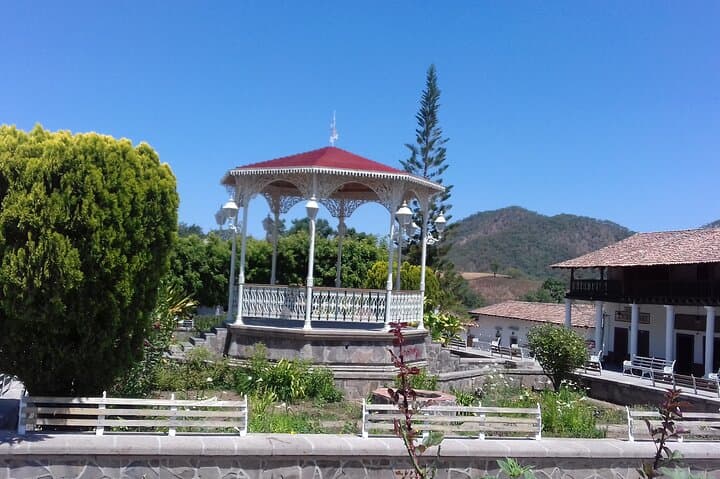 Tour of the mountain towns of San Sebastián del Oeste image 3