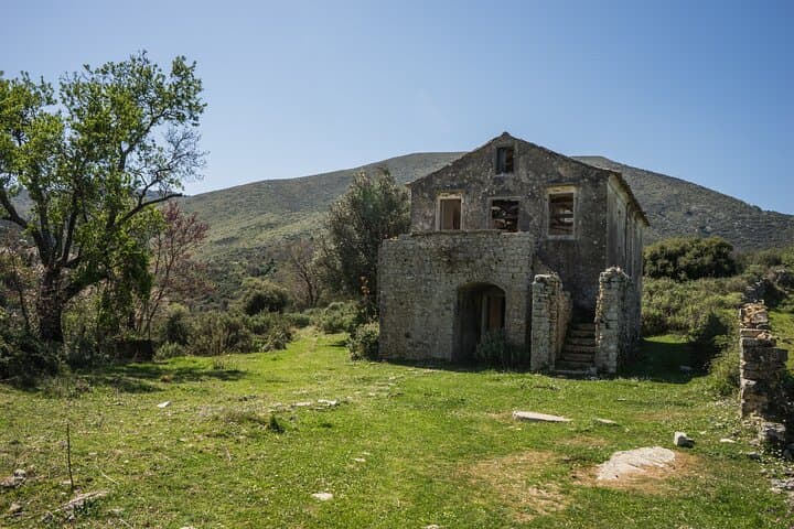 Private tour from Corfu to Pantokrator and Perithia image 4