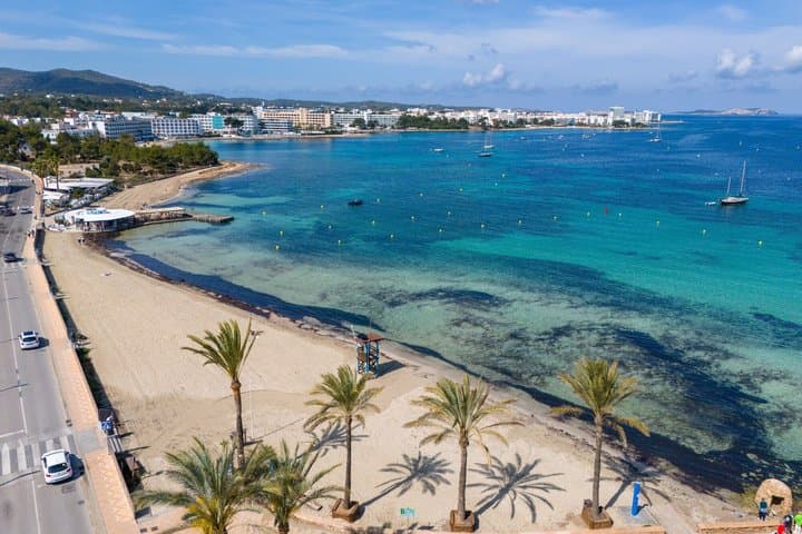 Visite privée de l'île d'Ibiza image 2