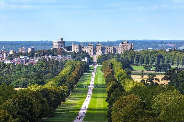 Viaje privado de Londres al castillo de Windsor, Stonehenge y la ciudad de Bath imagen 2