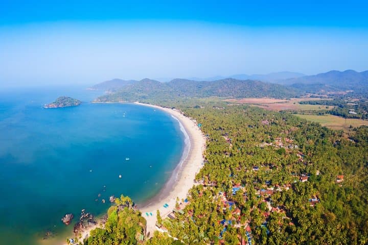 Passeio privado del sur de Goa, templos, mansiones y encanto costero imagen 4