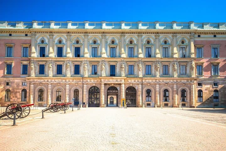Visita privada a la ciudad de Estocolmo en el Palacio Real y vistas de Gamla Stan imagen 4