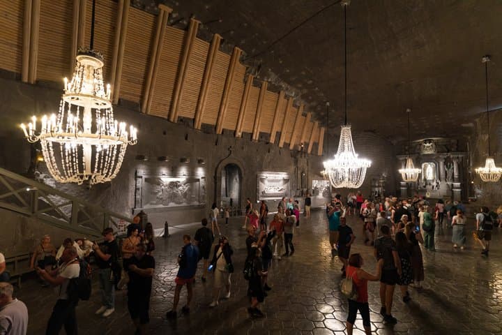 Excursión privada de medio día a la mina de sal de Wieliczka desde Cracovia imagen 3