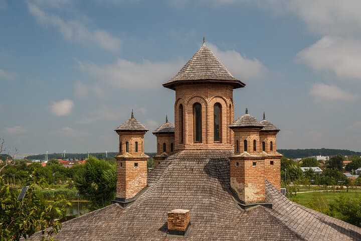 Viaje privado de medio día al palacio Mogoșoaia y al monasterio Snagov imagen 2