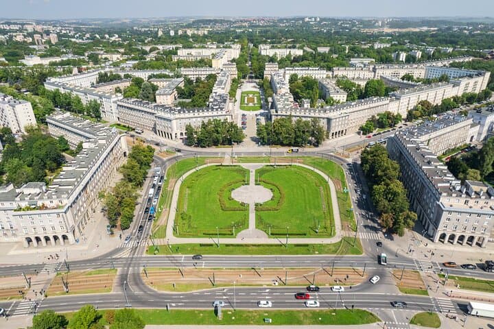 Découvrez Nowa Huta de l'ère communiste depuis Cracovie image 3