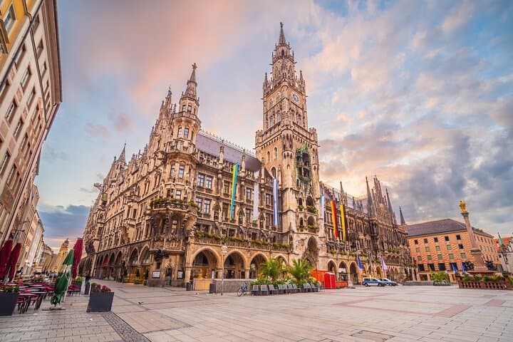 Visite en voiture privée de Prague à Munich