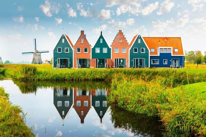 D'Amsterdam : visite privée à Zaanse Schans, Volendam et Marken image 4
