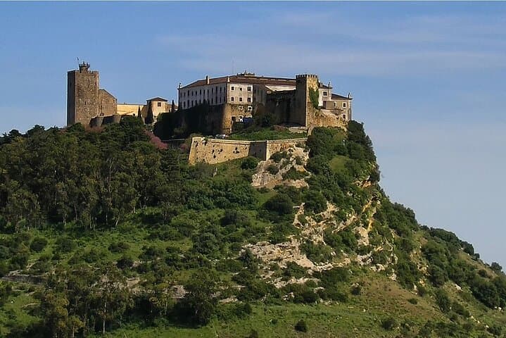 Private Full-Day Tour from Lisbon to Setúbal Peninsula image 2
