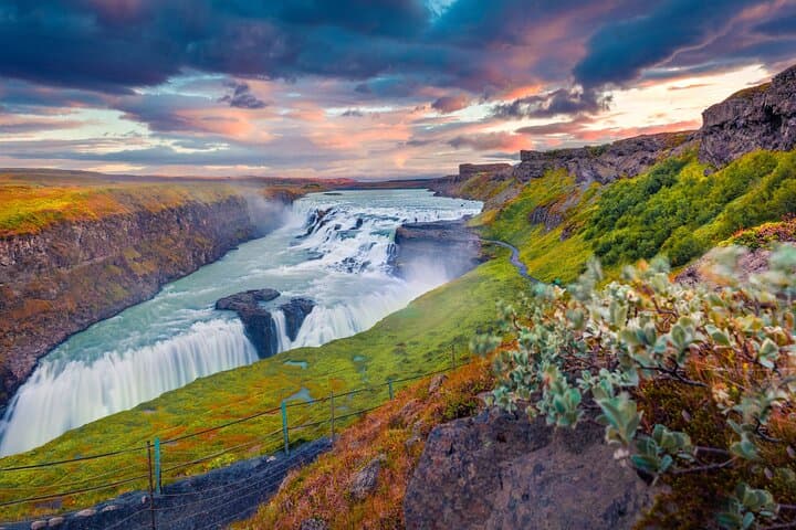 Day trip from Reykjavik to the Golden Circle image 4