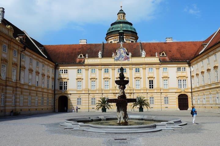 Private Wachau Valley and Danube River Tour from Vienna image 6