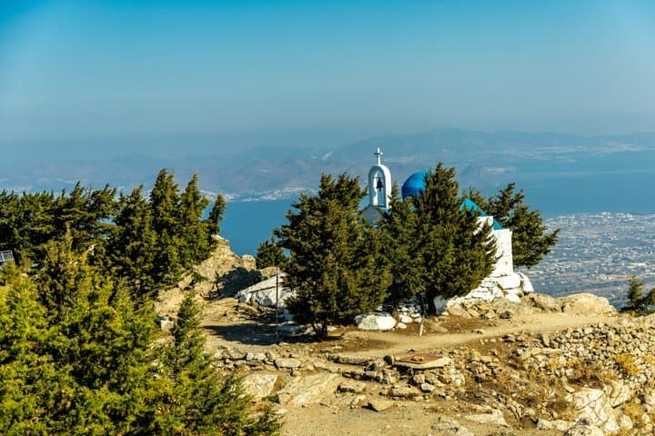 Tour al atardecer en Zia desde las vistas de las montañas de Kos y las calles del pueblo imagen 3