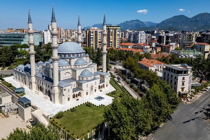 Excursión turística privada de un día desde Tirana a Shkodër imagen 3