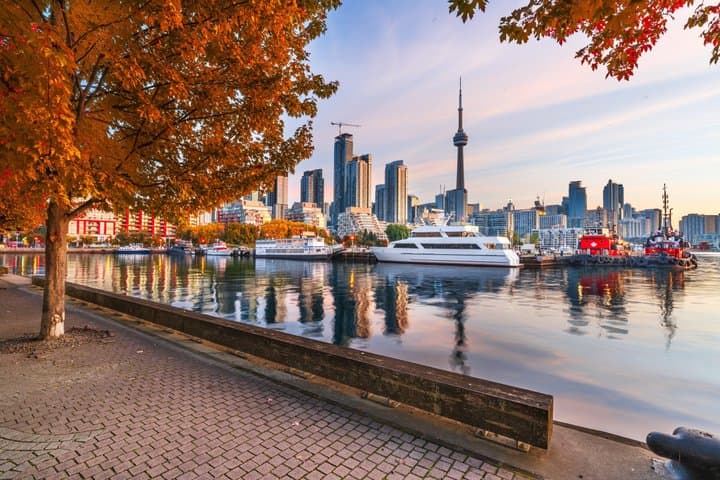 Tour por los lugares más destacados de la ciudad privada de Toronto, lugares emblemáticos y vistas