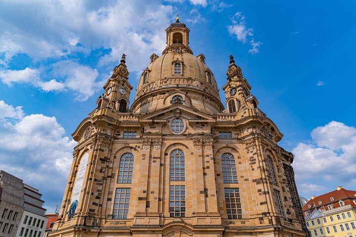 Découvrez les monuments baroques et l'histoire de Prague et de Dresde image 3