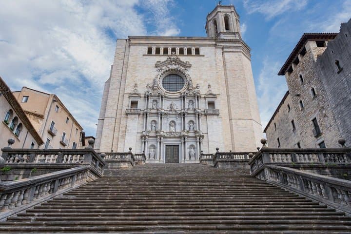 Excursion privée d'une journée de Barcelone à Gérone image 3