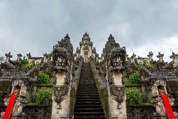 Tour privado de los templos, jardines y cultura del este de Bali imagen 2