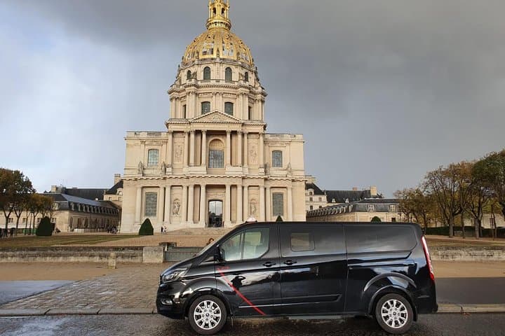 Private Tour of Paris Landmarks and Hidden Gems from Airbnb Playa Turquesa Ocean Club photo 3