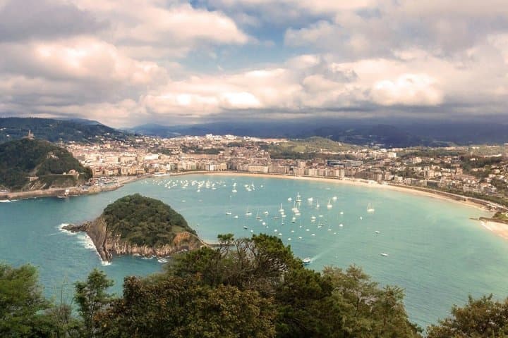 Excursión privada de un día a San Sebastián y la costa vasca desde Bilbao imagen 2