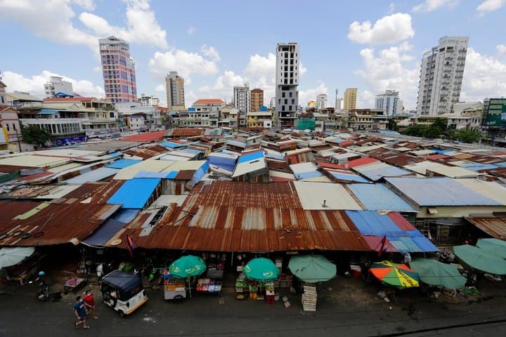 Phnom Penh Vida local Passeio privado Mercados Riverside y la ciudad imagen 3