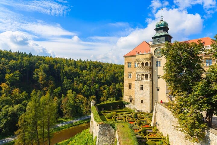 Explorez la tranquillité du parc national d'Ojców depuis Cracovie image 2