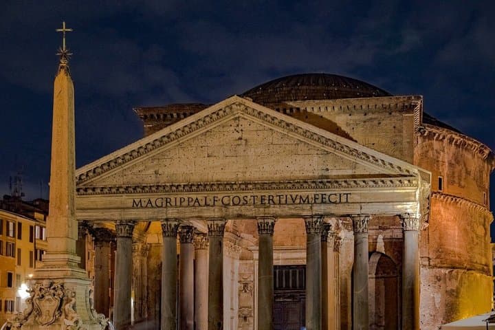 Découvrez la Ville éternelle lors d'une visite nocturne privée de Rome image 6