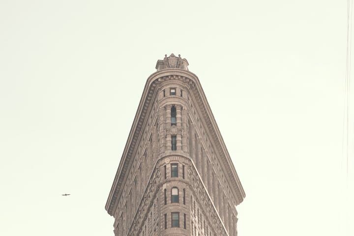 Explore famous Manhattan landmarks on a private tour image 6