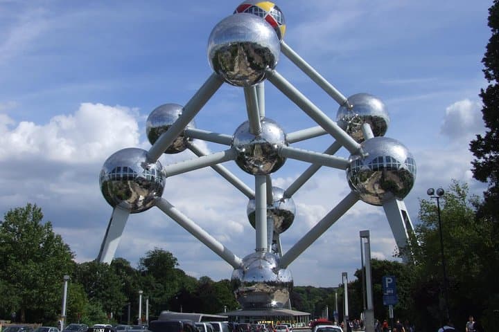 Visita turística privada de medio día en Bruselas imagen 4