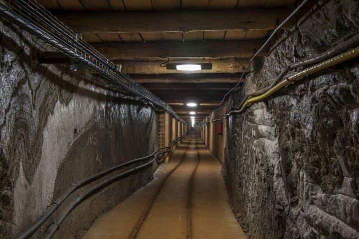 Excursión privada de medio día a la mina de sal de Wieliczka desde Cracovia imagen 4