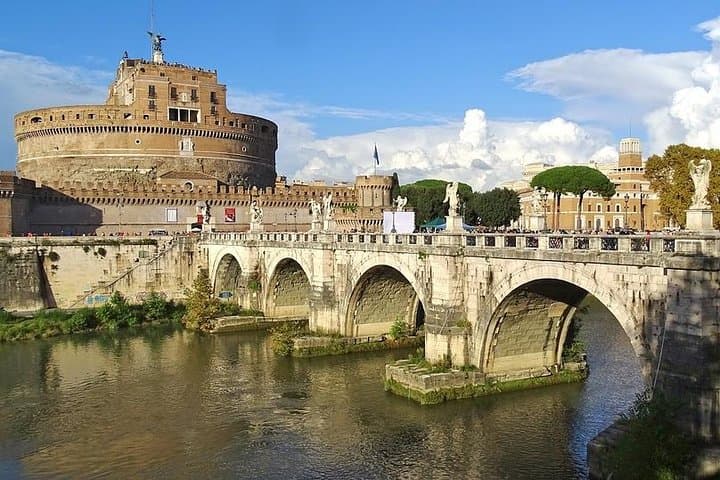 Visite privée des monuments historiques et des joyaux cachés de la ville de Rome