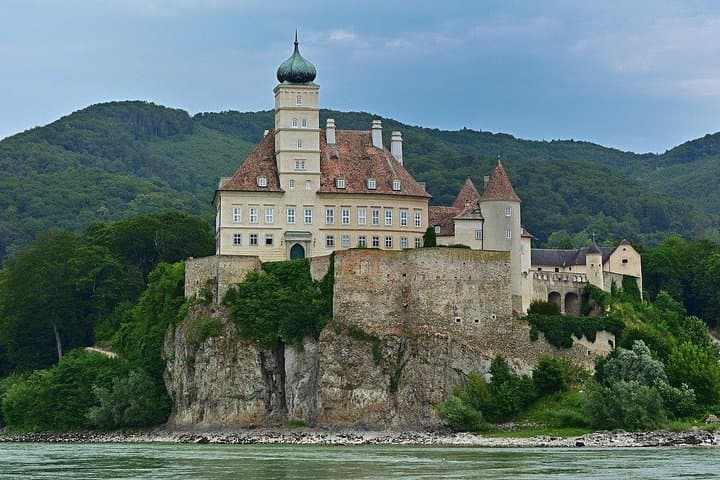 Private Wachau Valley and Danube River Tour from Vienna