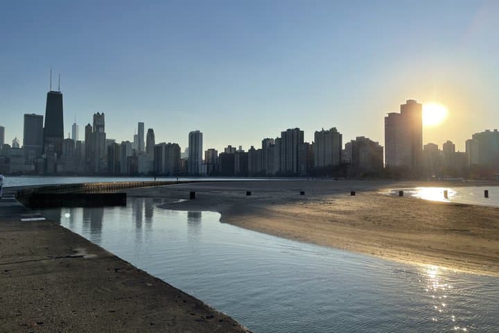Private Chicago Lakefront Skyline and Sunset Photo Tour image 5