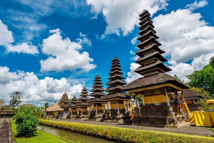 Passeio privado de los templos, terrazas de arroz y pueblos de Bali imagen 5