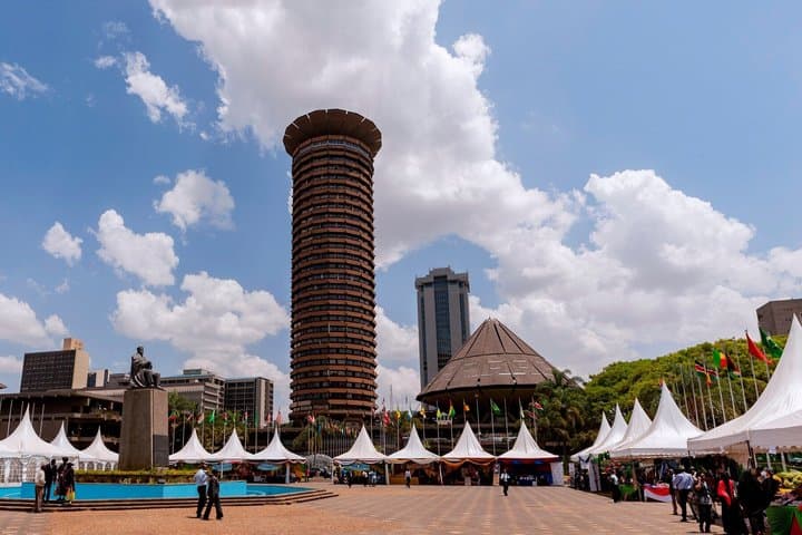 Tour privado por la ciudad de Nairobi KICC Ver mercados y aspectos destacados de la ciudad imagen 4