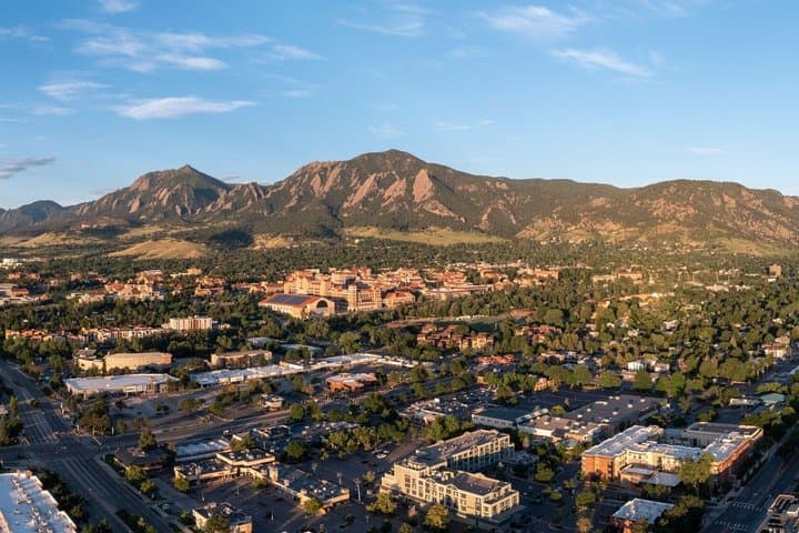 Visita turística privada a Boulder y Flatirons desde Denver