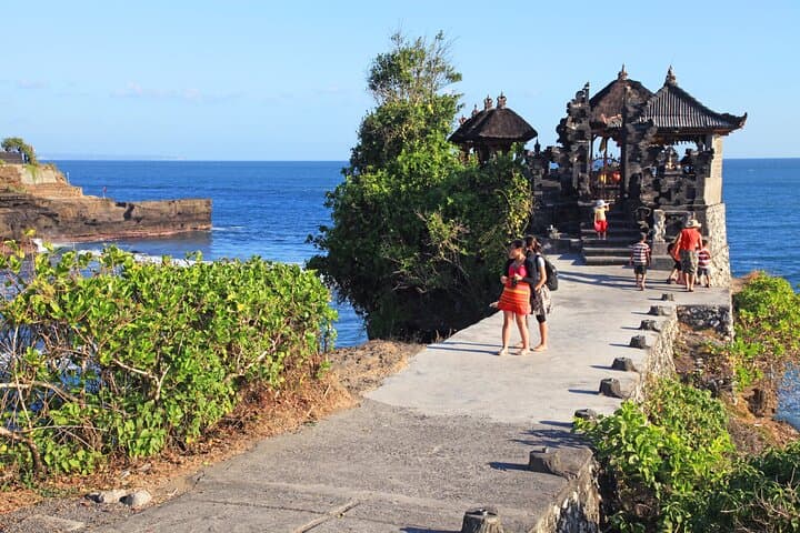 Bali: tour privado a Tanah Lot, bosque de monos y degustación de café desde Airbnb Playa Turquesa Ocean Club foto 2