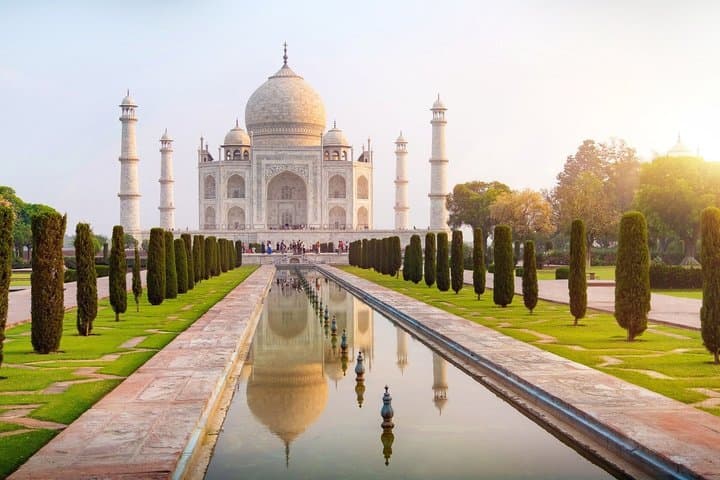 Private Transfers to Taj Mahal and Agra Fort from Airbnb Playa Turquesa Ocean Club photo 3