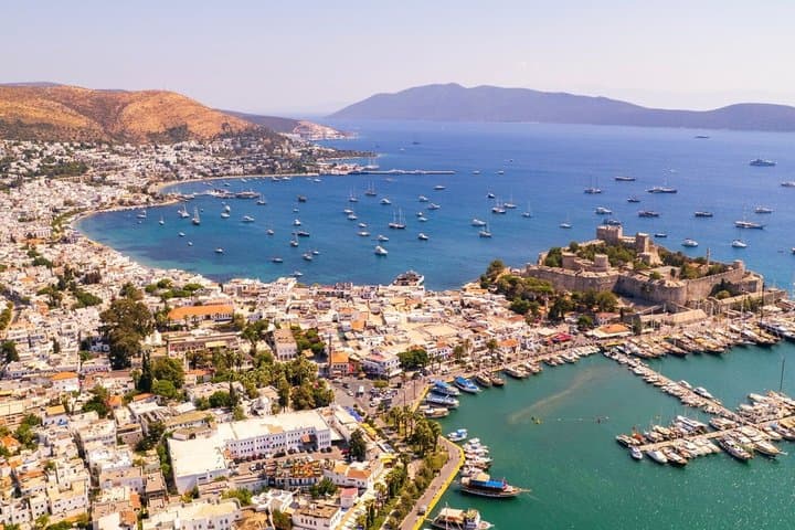 Private Bodrum City Tour, Castle, Old Town and Coastal Views