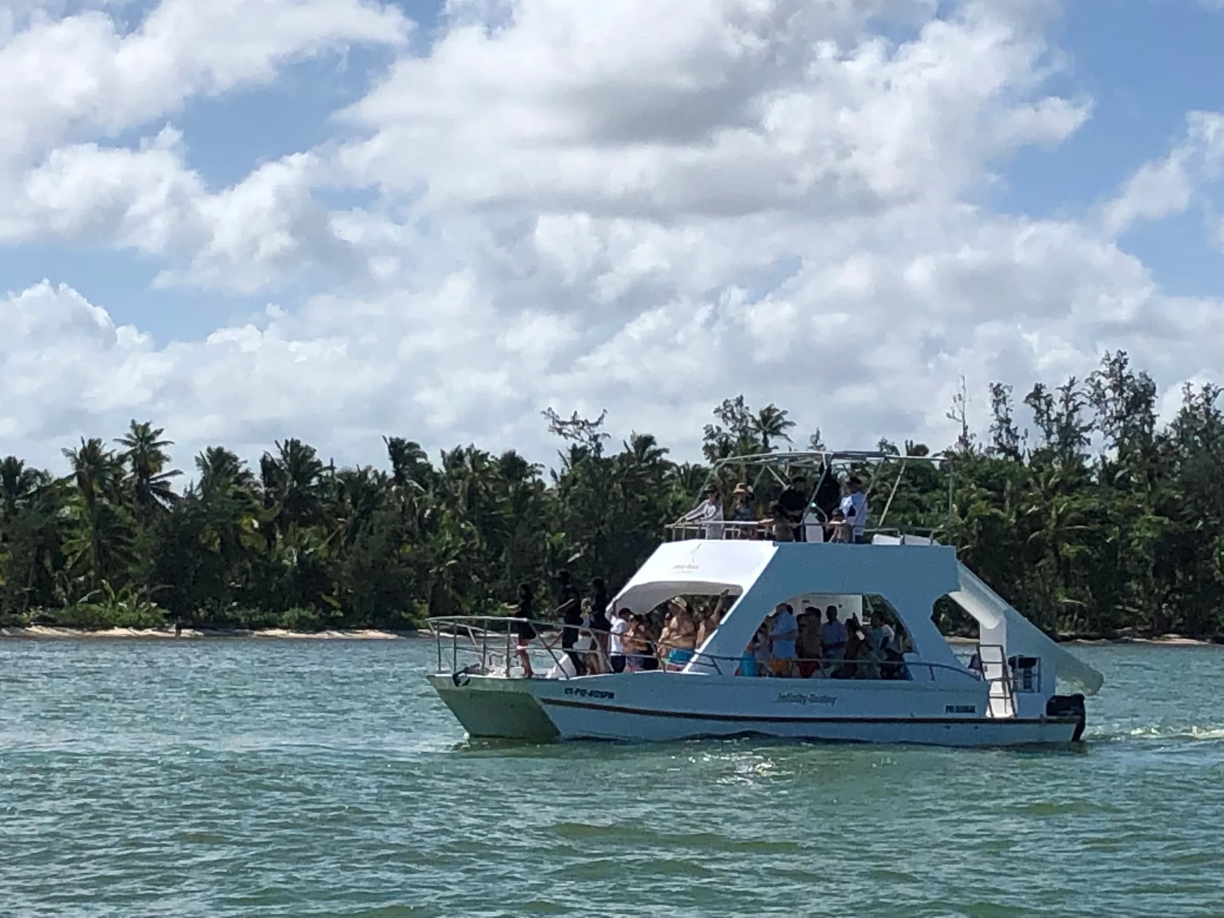 Hip Hop Party Boat con Snorkel en Punta Cana: Comparativa: opciones similares y como elegir bien