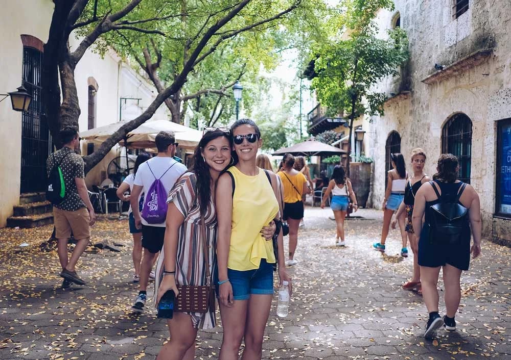 Ruta cultural con compras y almuerzo local imagen 4