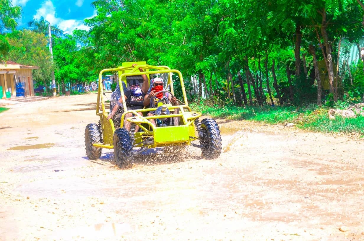 Private Buggy Tour y Cenote Swim & Dominican Lunch desde Airbnb Playa Turquesa Ocean Club foto 5