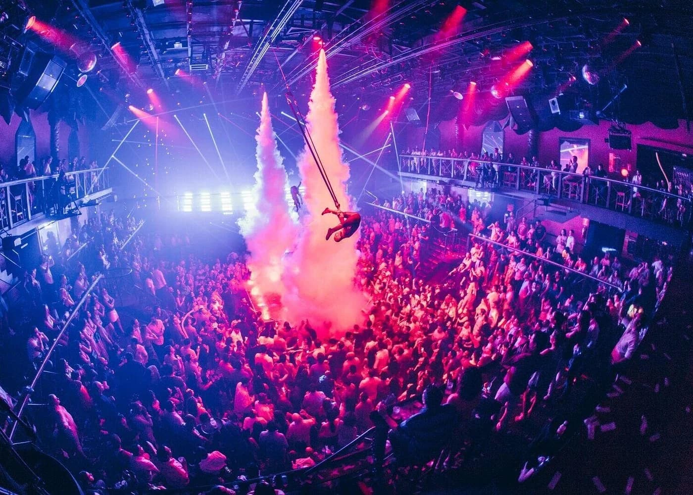 Coco Bongo Punta Cana - Show & Disco (Skip the Line) desde Airbnb Playa Turquesa Ocean Club foto 3