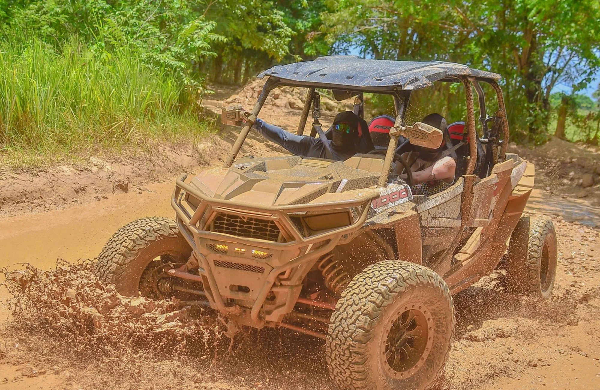 Experiencia todoterreno en ATV y buggy en Punta Cana