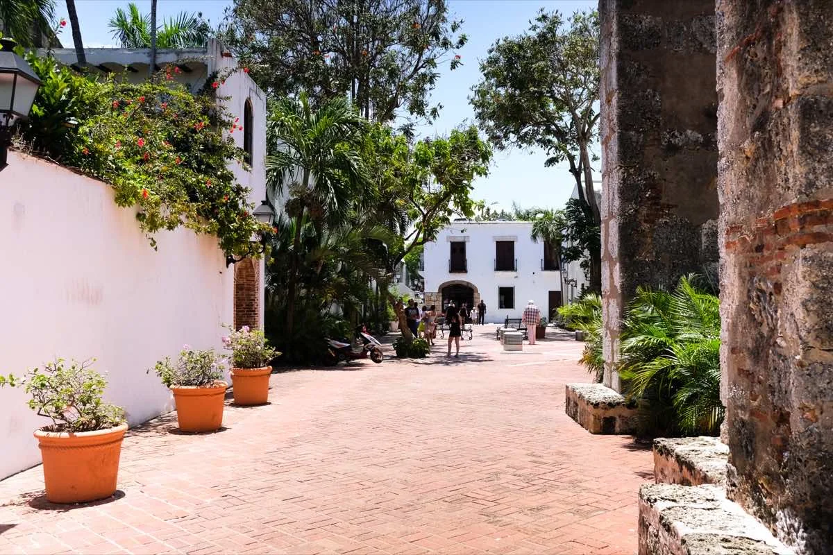 Santo Domingo Imperdible: Tour de Dia en Punta Cana